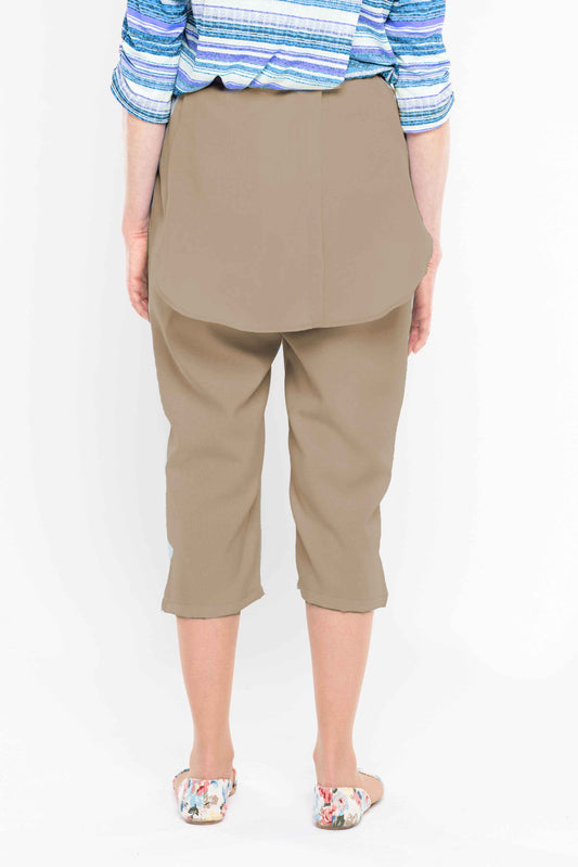 Stay cool and comfortable this summer with our adaptive capri. With a unique rear opening and dual panels to cover undergarments, this capri is perfect for warm weather. Made of machine-washable polyester, it's easy to care for and will keep you looking s