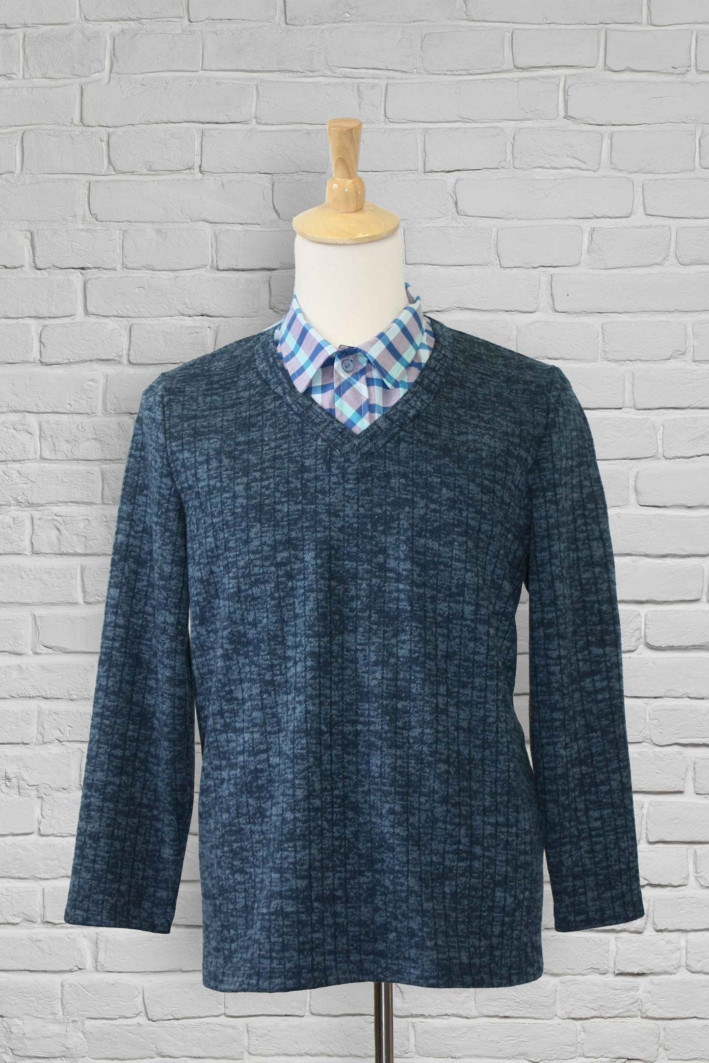 1NHT124-1Y129-haut avec faux col, manches longues