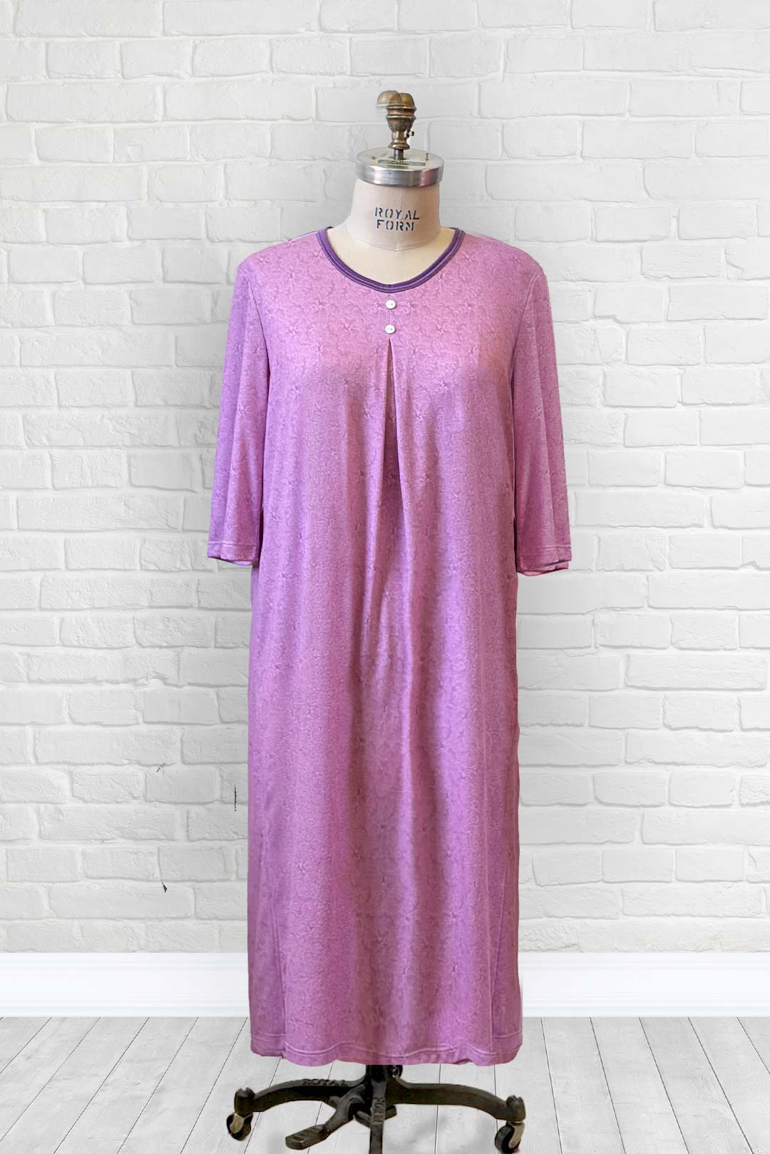 1WN130-2D313-Chemise de nuit, col en rond