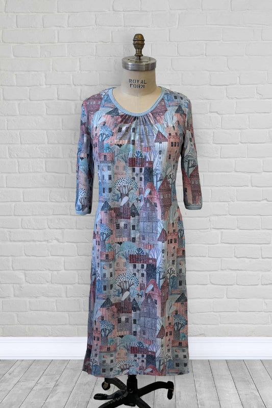 1XN131-2C317-Robe de nuit col en V avec plis a l'encolure