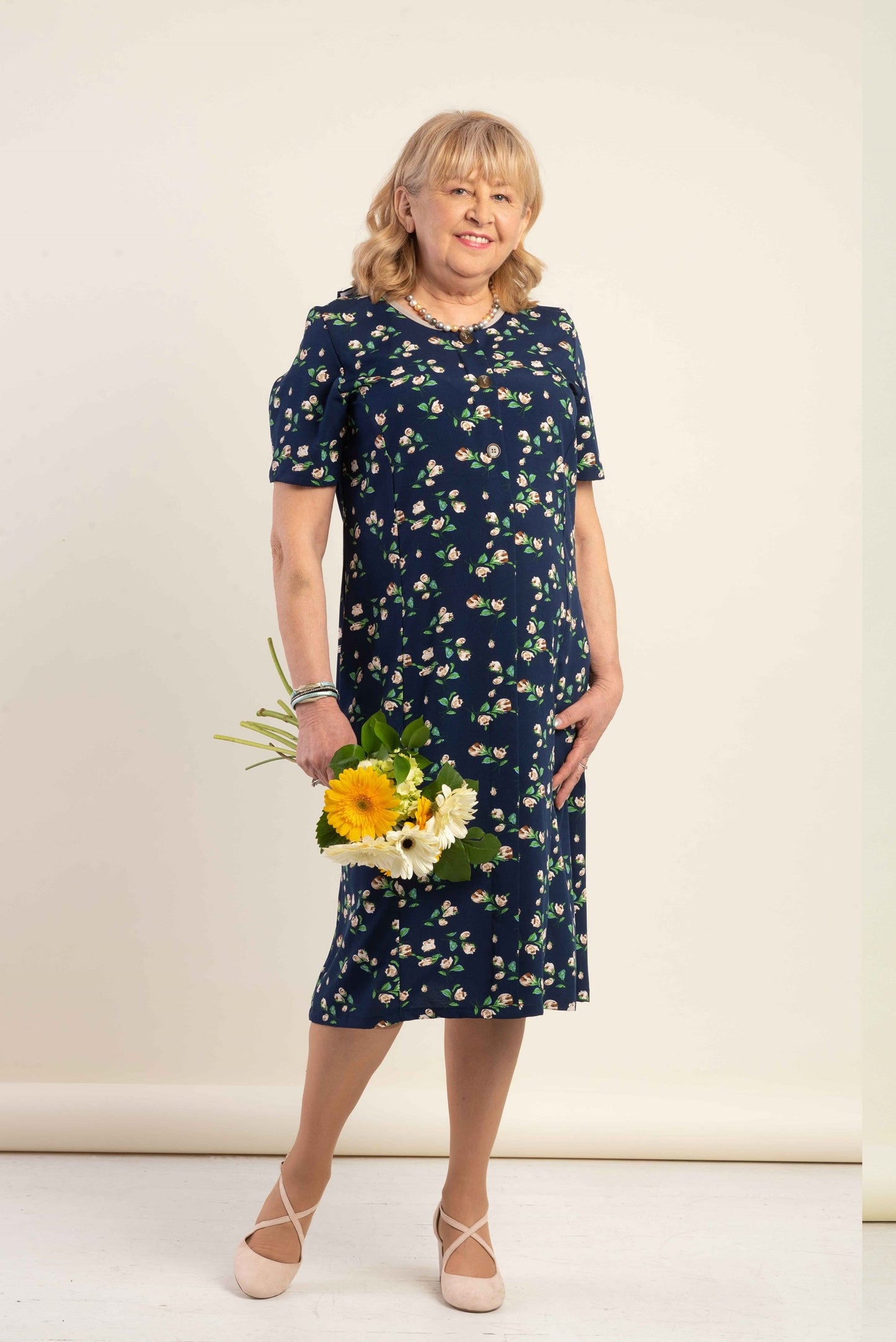 1XR811-Robe avec fausse boutonnière