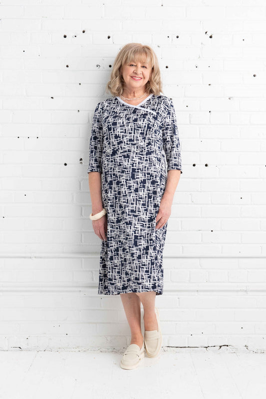 Adaptive Dress, Warp Style, Front Gathering, Double Panels In The Back
