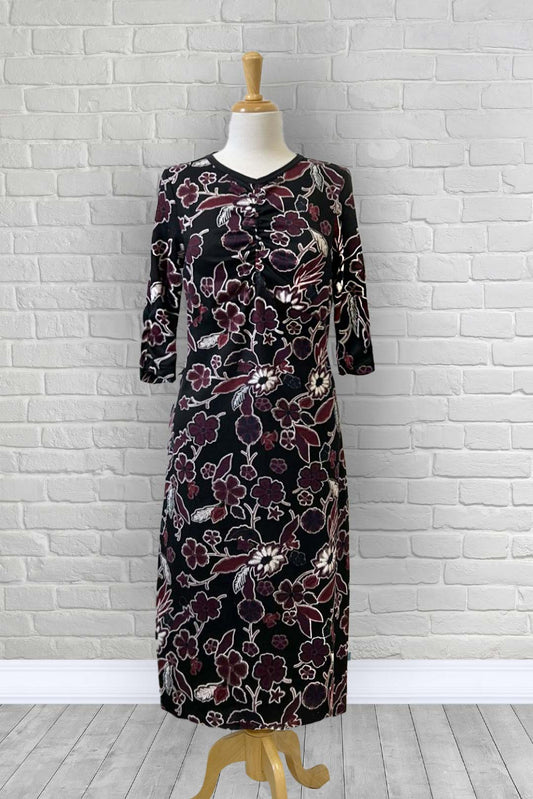 2CR829-2C104-Adaptive Dress With Gathered Detail