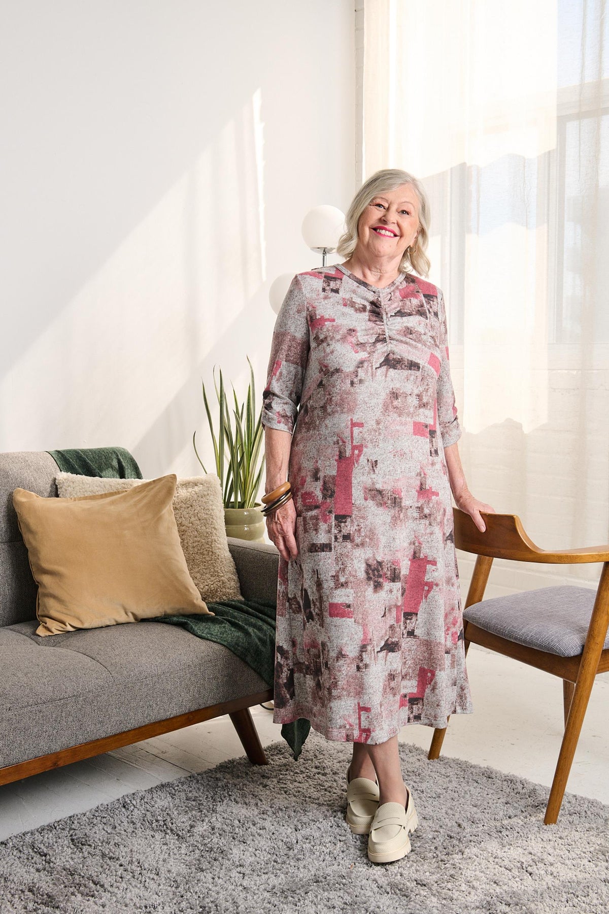 2CR829-2C119-Adaptive Dress With Gathered Detail